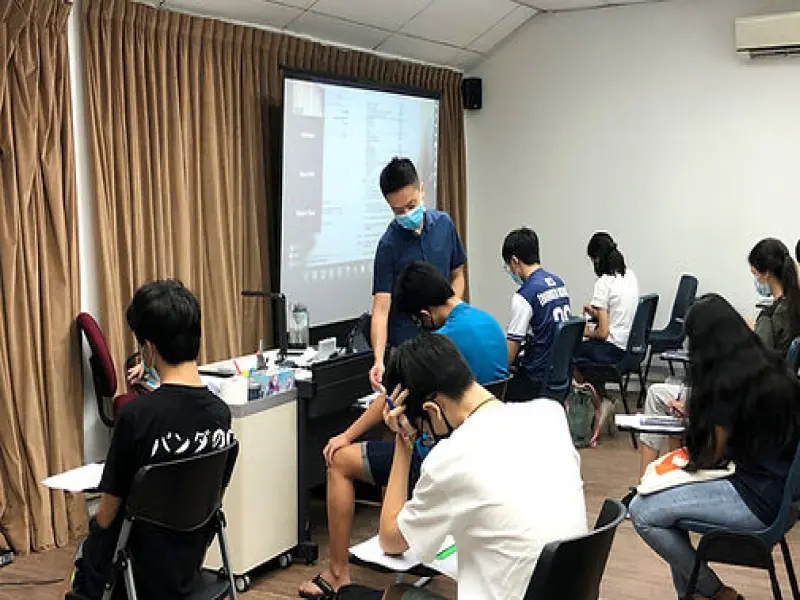 Best Chemistry Tuition in Singapore | O-Level & IP Level Chemistry Specialist – SG Chemistry